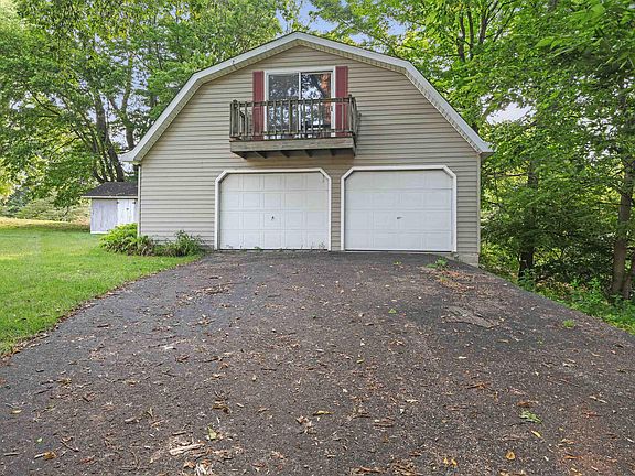 5th image of 260 Cavins Ln
