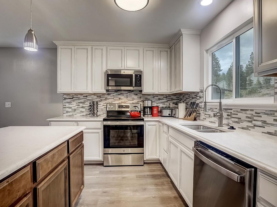 1st image of 172 Palisades Dr