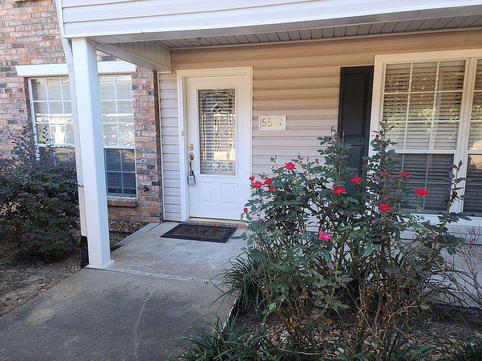 1st image of 553 Versailles Blvd APT C