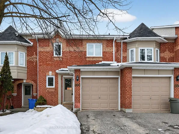 890 Caribou Valley Cir, Newmarket, ON L3X 1X1