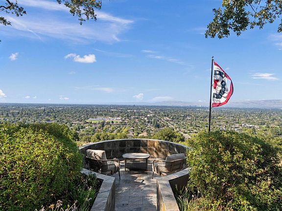 2nd image of 14942 Larga Vista Dr