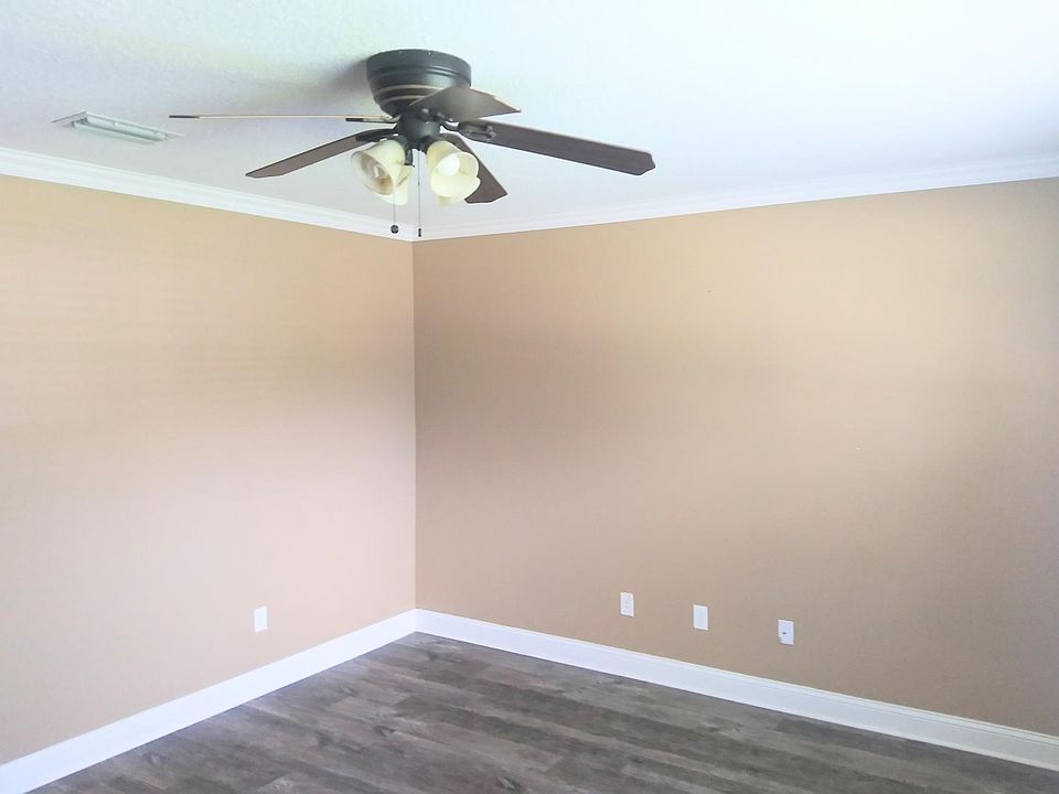 1st image of 10638 Chester Park Ct
