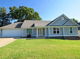1205 E Ward St, Tahlequah, OK 74464