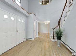25 Fairview Ave, Closter, NJ 07624