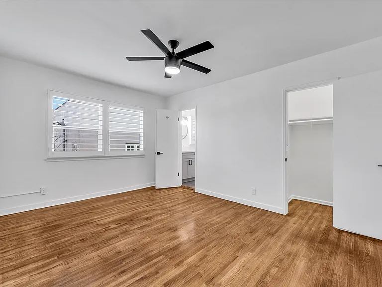 350 S Camden Dr #A — Photo 22