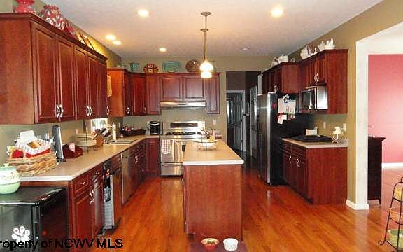 4th image of 1039 Ashton Dr