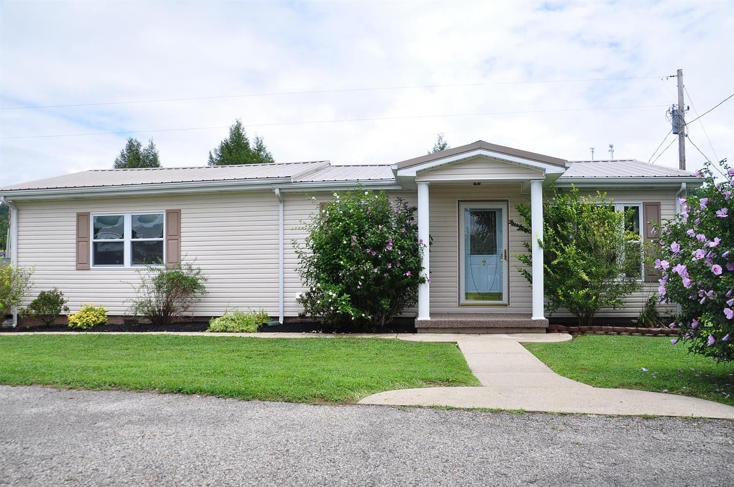 10 Redwine St, Sandy Hook, KY 41171 Zillow