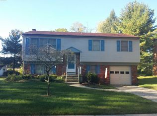 4 Mindy Dr, Moorestown, NJ 08057