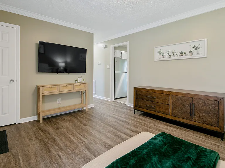 126 Golf Dr — Photo 7