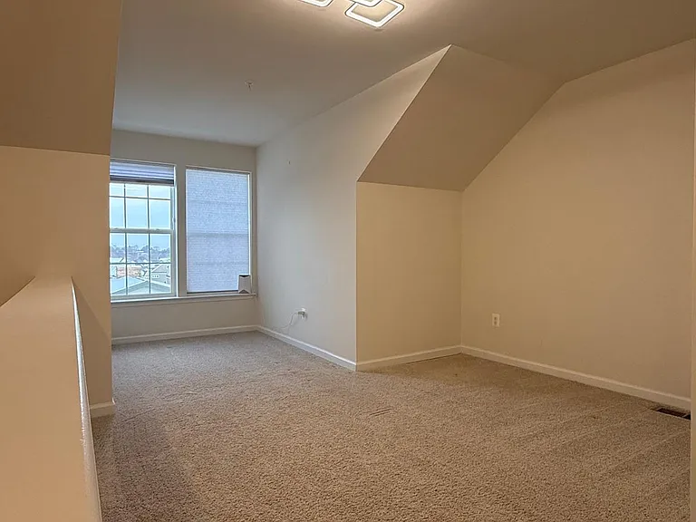 23910 Catawba Hill Dr — Photo 44