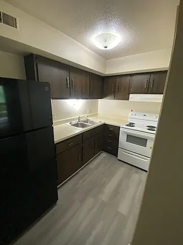 Woodglen Terrace, LLC — Photo 4