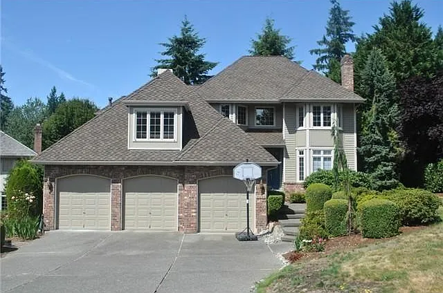 3405 259th Ct SE — Photo 1