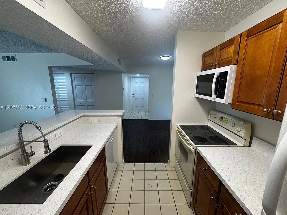 3995 W McNab Rd #B110
