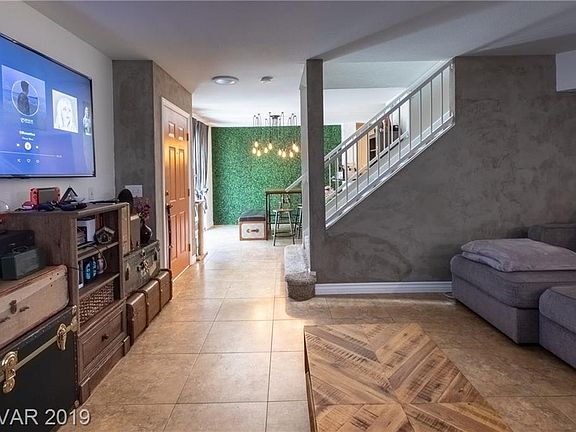 5th image of 7981 Laurena Ave