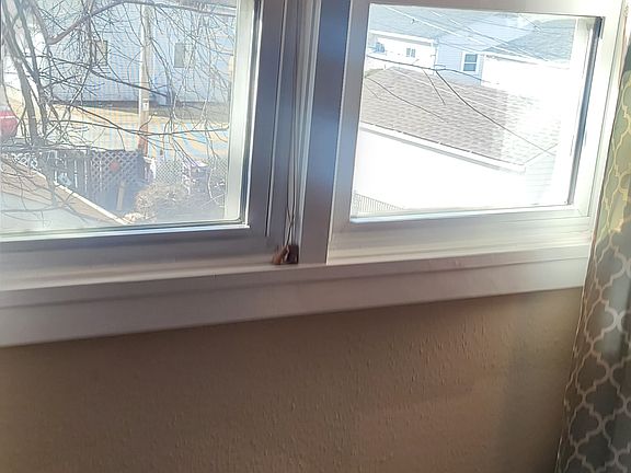 3rd image of 2225 W Tripoli Ave