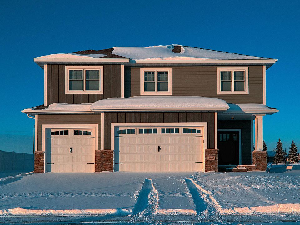 1st image of 4039 Crystal Dr