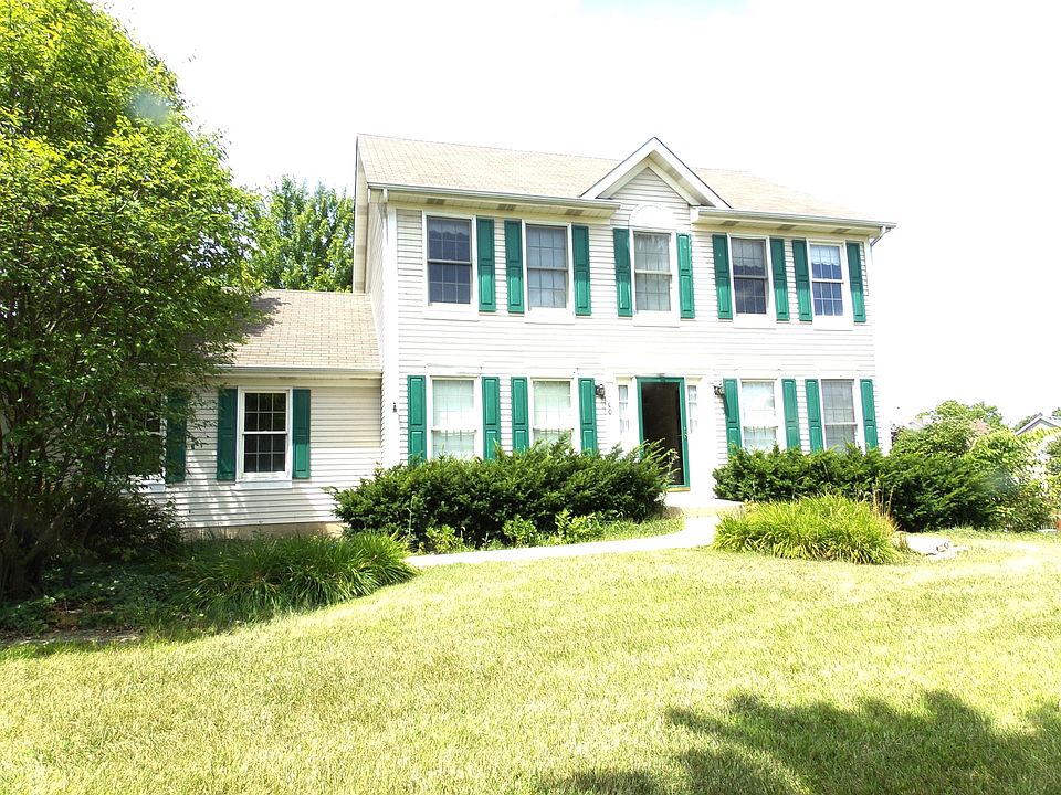 1st image of 1300 Meadow Ln