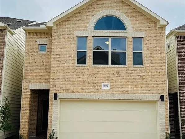 11609 Main Cypress Dr, Houston, TX 77025