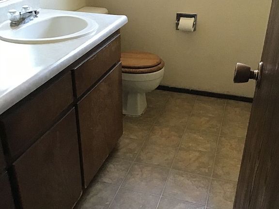 3rd image of 1229 Covillaud St APT 4