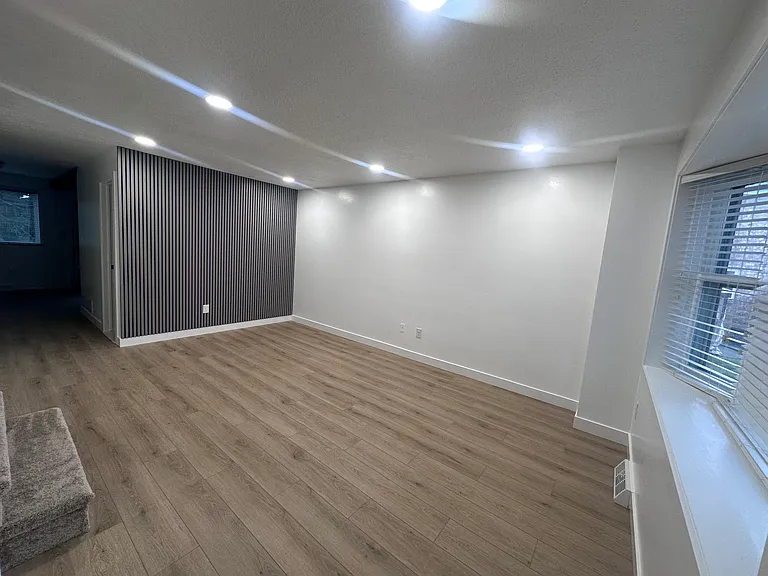 37324 Euclid Ave — Photo 20