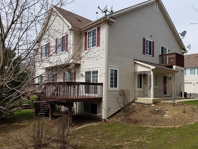1st image of 647 Windsor Dr #647