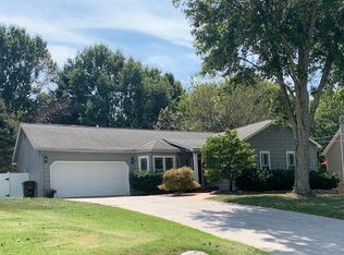724 Summerdale Dr #2, Knoxville, TN 37934