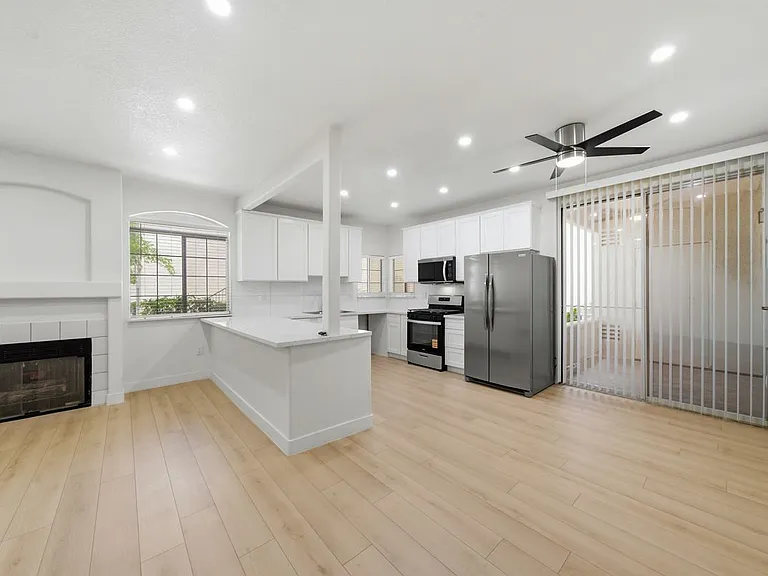 1830 N Buffalo Dr #1057 — Photo 13