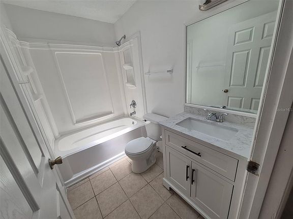 2nd image of 13678 SE 55th Ave