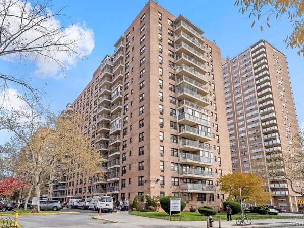 42-55 Colden Street #11V, Flushing, NY 11355