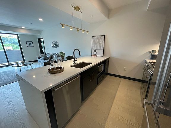 3rd image of 395 Alewife Brook Pkwy #3H