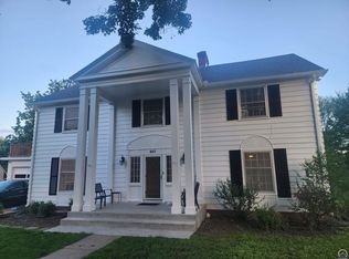 807 SW Terrace Ave, Topeka, KS 66611