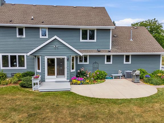 3rd image of W248N7706 Kathleen AVENUE