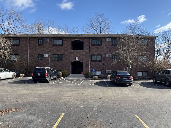 5th image of 204 Highland St APT A8