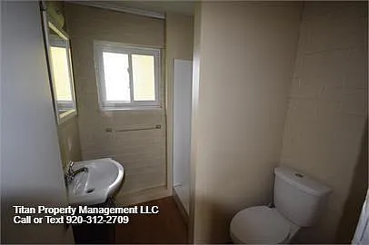 8001 N Brandon Rd — Photo 11