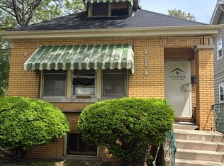10201 S Princeton Ave, Chicago, IL 60628