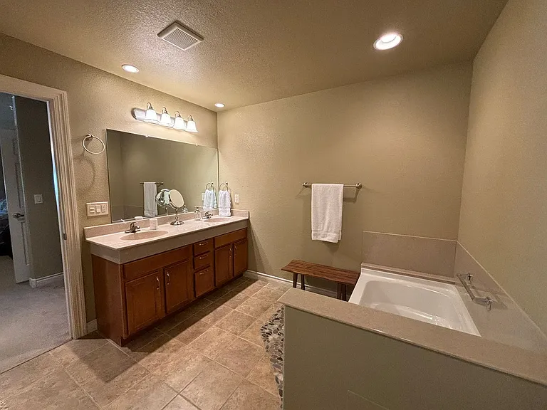 6817 Dunsmore Rd — Photo 22