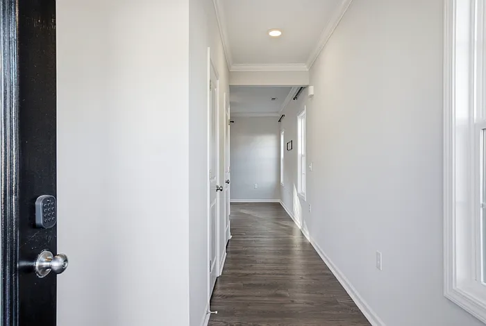 106 Knotts Berry Rd — Photo 5
