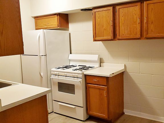 4th image of 3512 Bryant Ave S #208