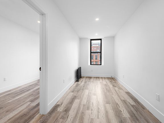 5th image of 1573 3rd Ave #4C