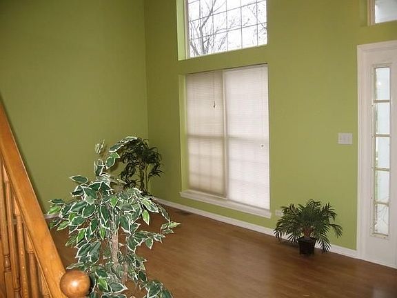 3rd image of 3270 Haverhill Dr