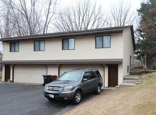 2131 Bradley St, Maplewood, MN 55117