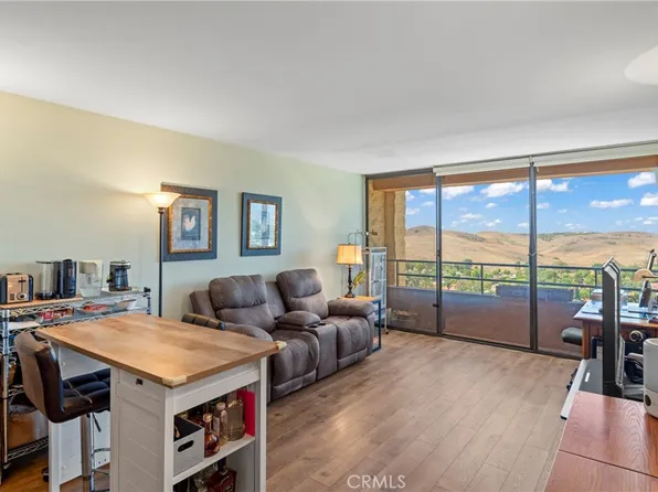 24055 Paseo Del Lago Unit 901, Laguna Woods, CA 92637