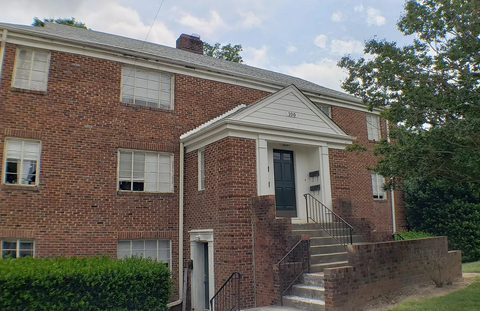 2 bed, 987 sqft, $1,595 — Photo 1