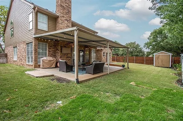 2309 Claremont Ct — Photo 25