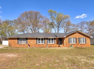 2285 Treetop Ln, Sumter, SC 29154
