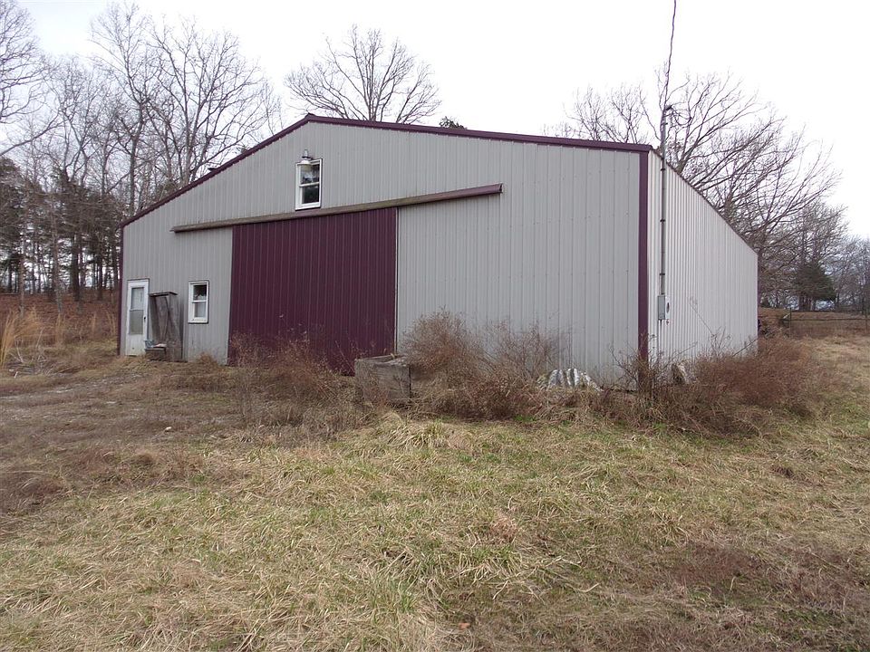 2nd image of 495 H R Lucas Ln