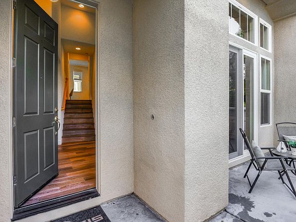 4th image of 4528 Billings Cir