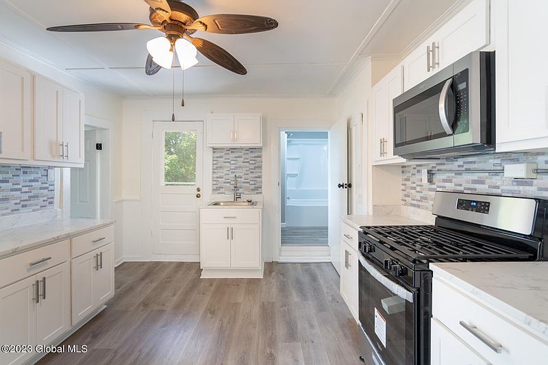 2nd image of 1218 Sausse Avenue