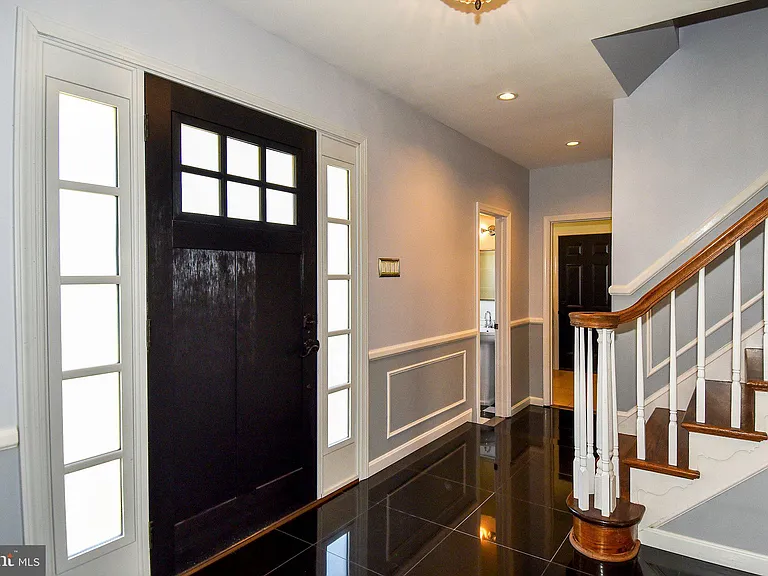 9309 Reef Ct — Photo 5