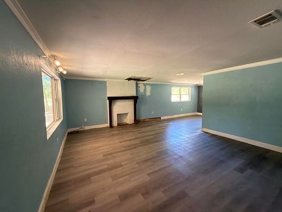 2nd image of 324 Goodwin Rd